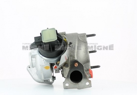 Turbo neuf comprenant :