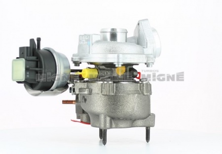 Turbo neuf comprenant :