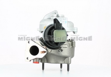 Turbo neuf comprenant :