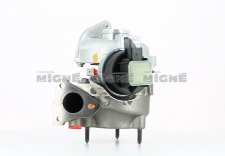 Turbo neuf comprenant :