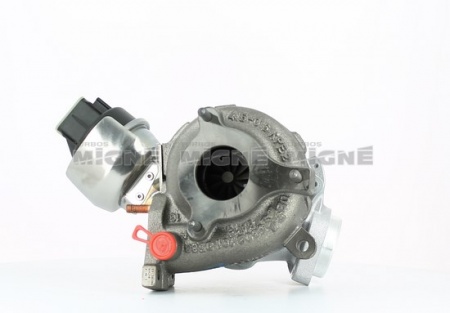 Turbo neuf comprenant :