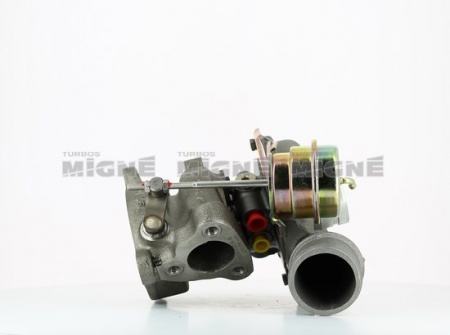 Turbo neuf comprenant :