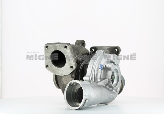 Turbo neuf comprenant :