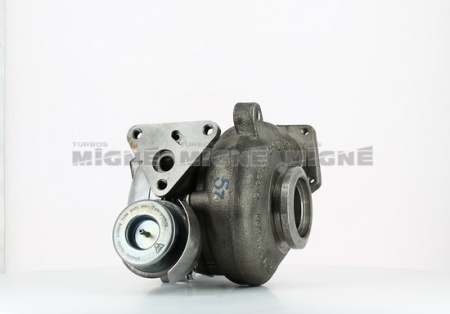 Turbo neuf comprenant :