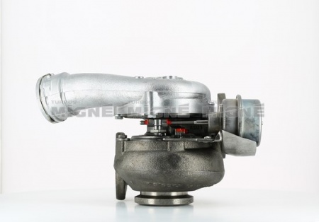 Turbo neuf comprenant :