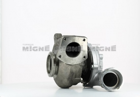 Turbo neuf comprenant :