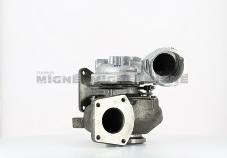 Turbo neuf comprenant :