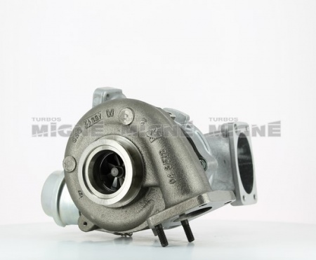 Turbo neuf comprenant :