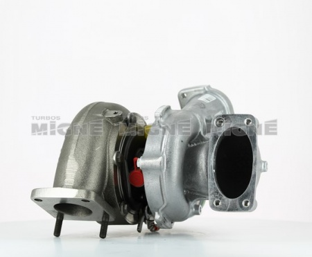 Turbo neuf comprenant :