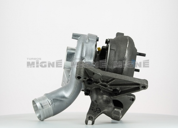 Turbo neuf comprenant :