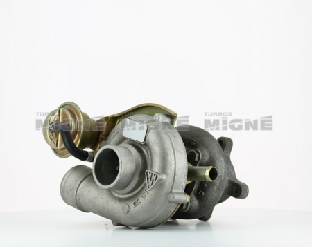 Turbo neuf comprenant :