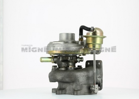 Turbo neuf comprenant :