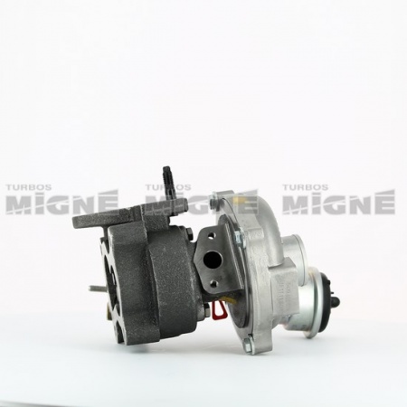 Turbo neuf comprenant :