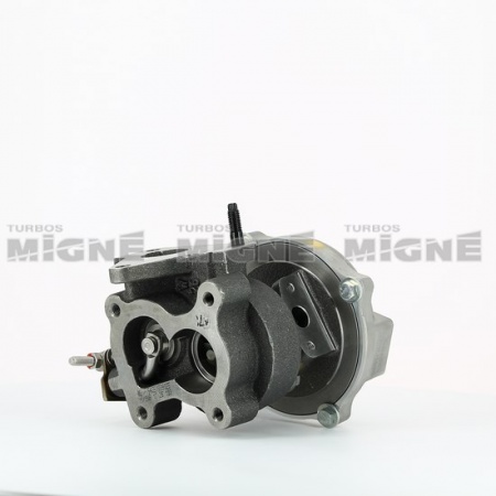 Turbo neuf comprenant :