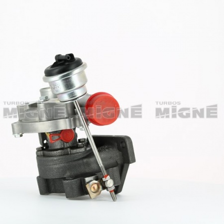 Turbo neuf comprenant :