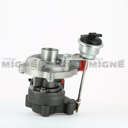 Turbo neuf comprenant :