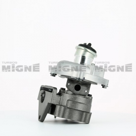 Turbo neuf comprenant :