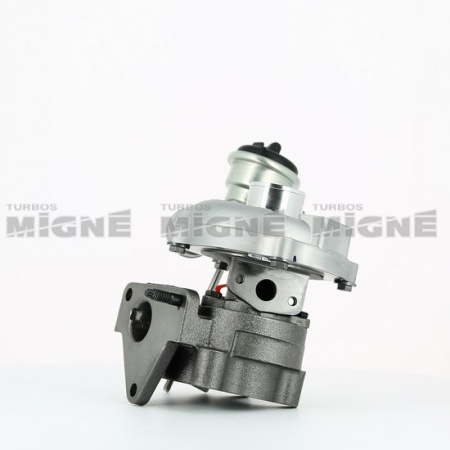 Turbo neuf comprenant :