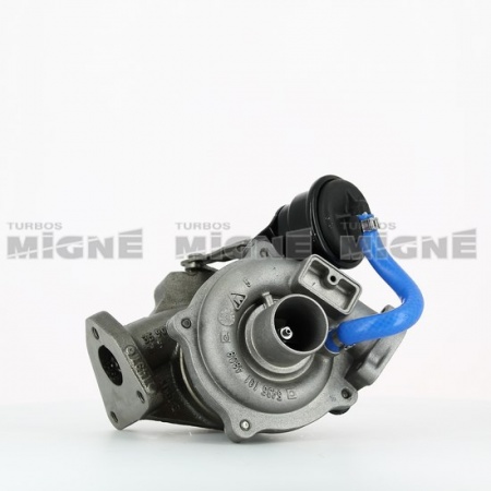 Turbo neuf comprenant :