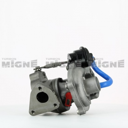 Turbo neuf comprenant :