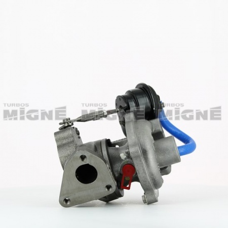 Turbo neuf comprenant :