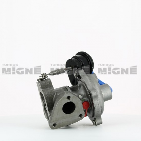 Turbo neuf comprenant :