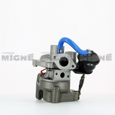 Turbo neuf comprenant :