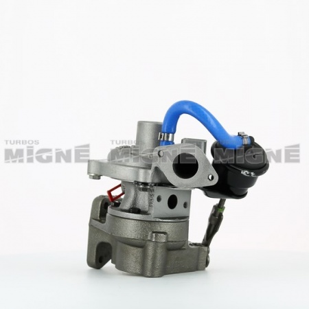 Turbo neuf comprenant :