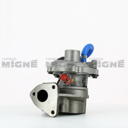 Turbo neuf comprenant :