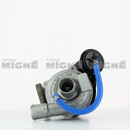 Turbo neuf comprenant :