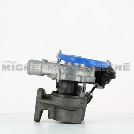 Turbo neuf comprenant :