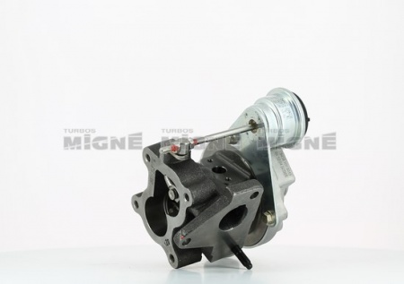 Turbo neuf comprenant :