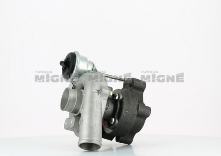 Turbo neuf comprenant :