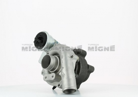 Turbo neuf comprenant :