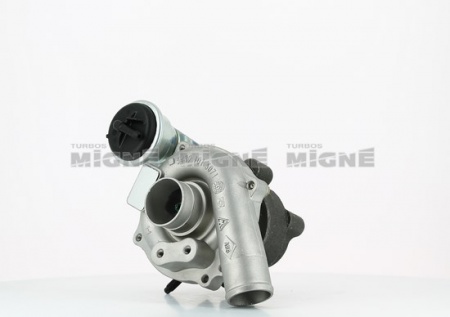 Turbo neuf comprenant :