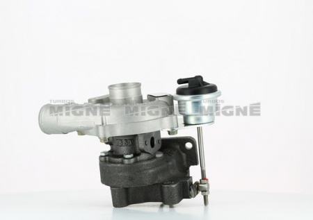 Turbo neuf comprenant :