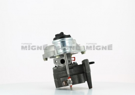 Turbo neuf comprenant :