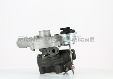 Turbo neuf comprenant :