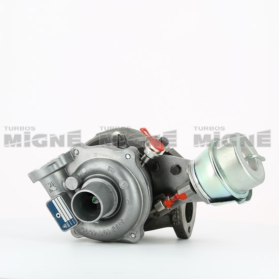 Turbo neuf comprenant :