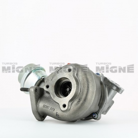 Turbo neuf comprenant :