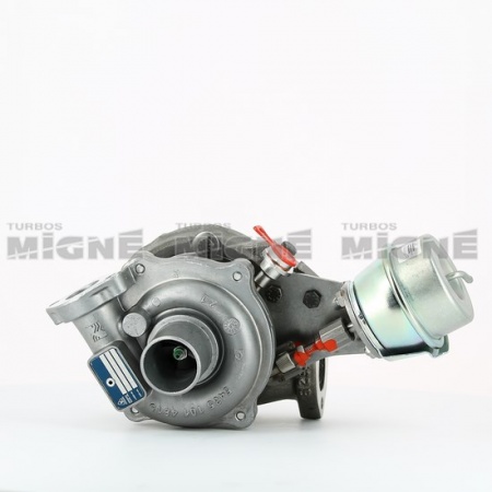 Turbo neuf comprenant :