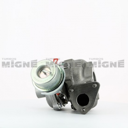 Turbo neuf comprenant :