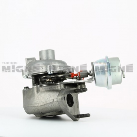 Turbo neuf comprenant :