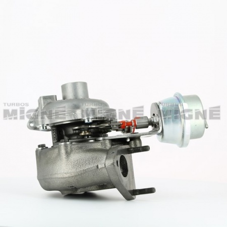 Turbo neuf comprenant :