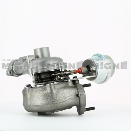 Turbo neuf comprenant :