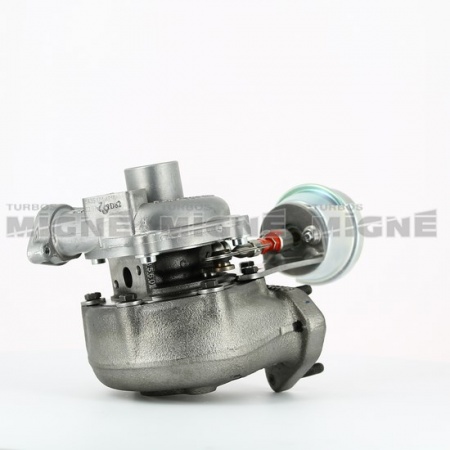 Turbo neuf comprenant :