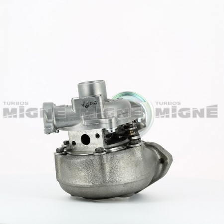 Turbo neuf comprenant :