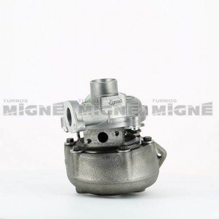 Turbo neuf comprenant :