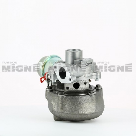 Turbo neuf comprenant :