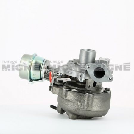 Turbo neuf comprenant :